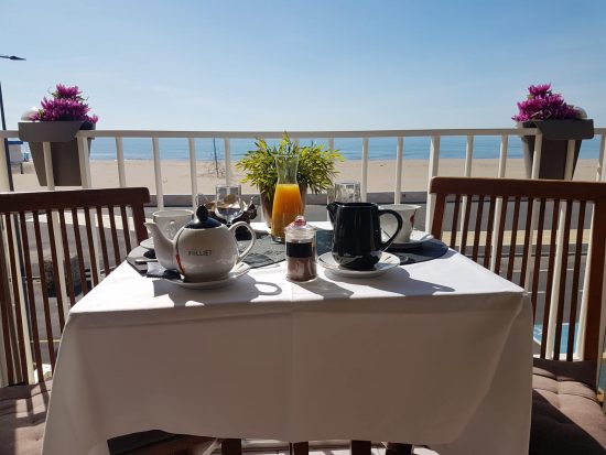 Petit déjeuner Hotel de la plage Narbonne